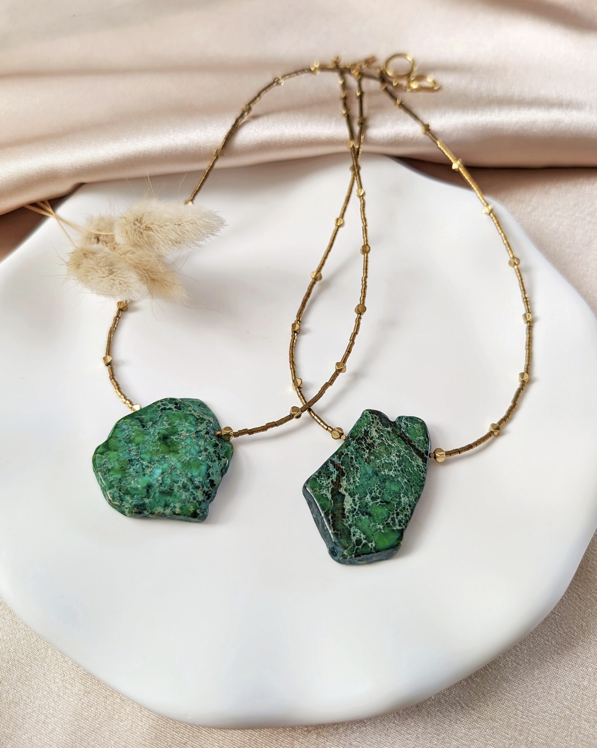 1000023534~2 Plaster jaspisu I - naszyjnik