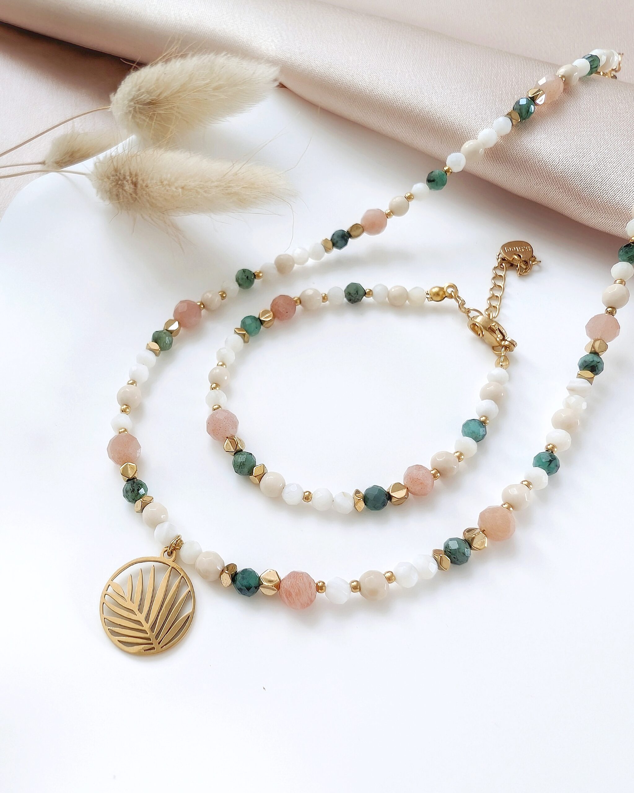 1000040228 Naszyjnik SOLVIVA