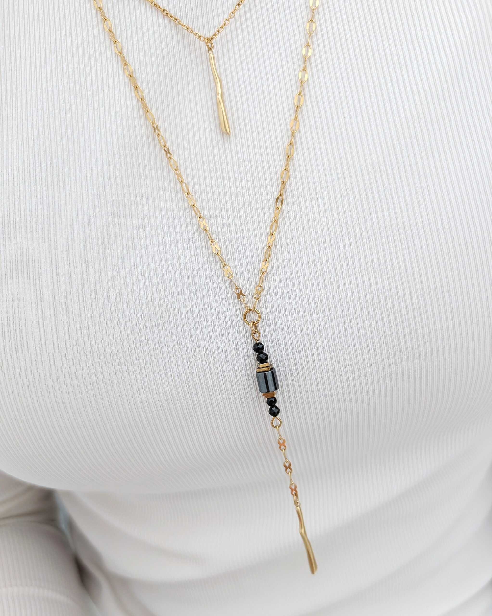 1000062096 Podwójny naszyjnik BLACK ESSENCE - długi