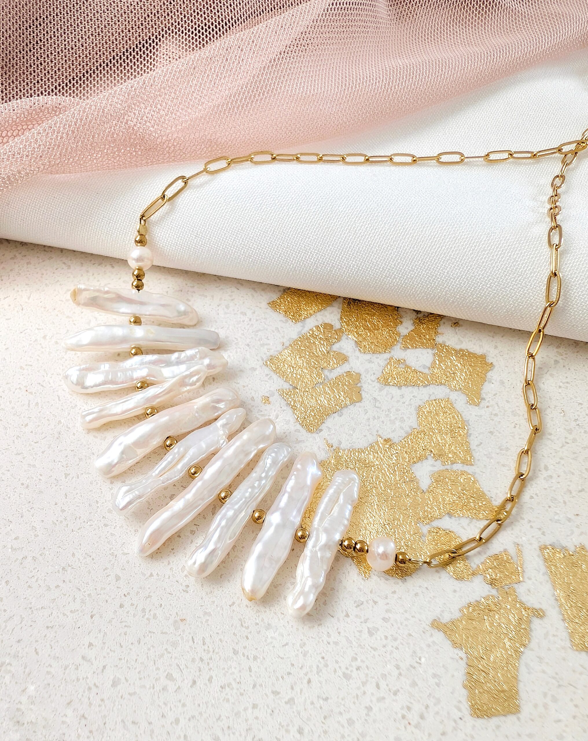 1000063520 Naszyjnik kolia z perłami - limitowany