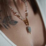 Unikat - naszyjnik z kryształem górskim i labradorytem