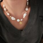 Naszyjnik z nieregularnych pereł