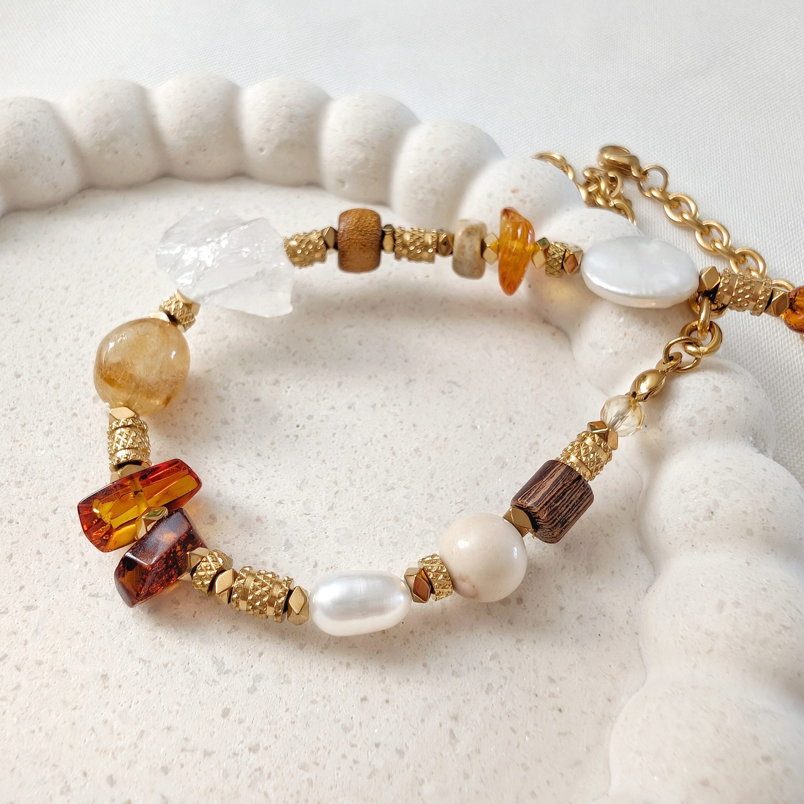 1000075765 Naszyjnik ETERNA z surowym kryształem górskim