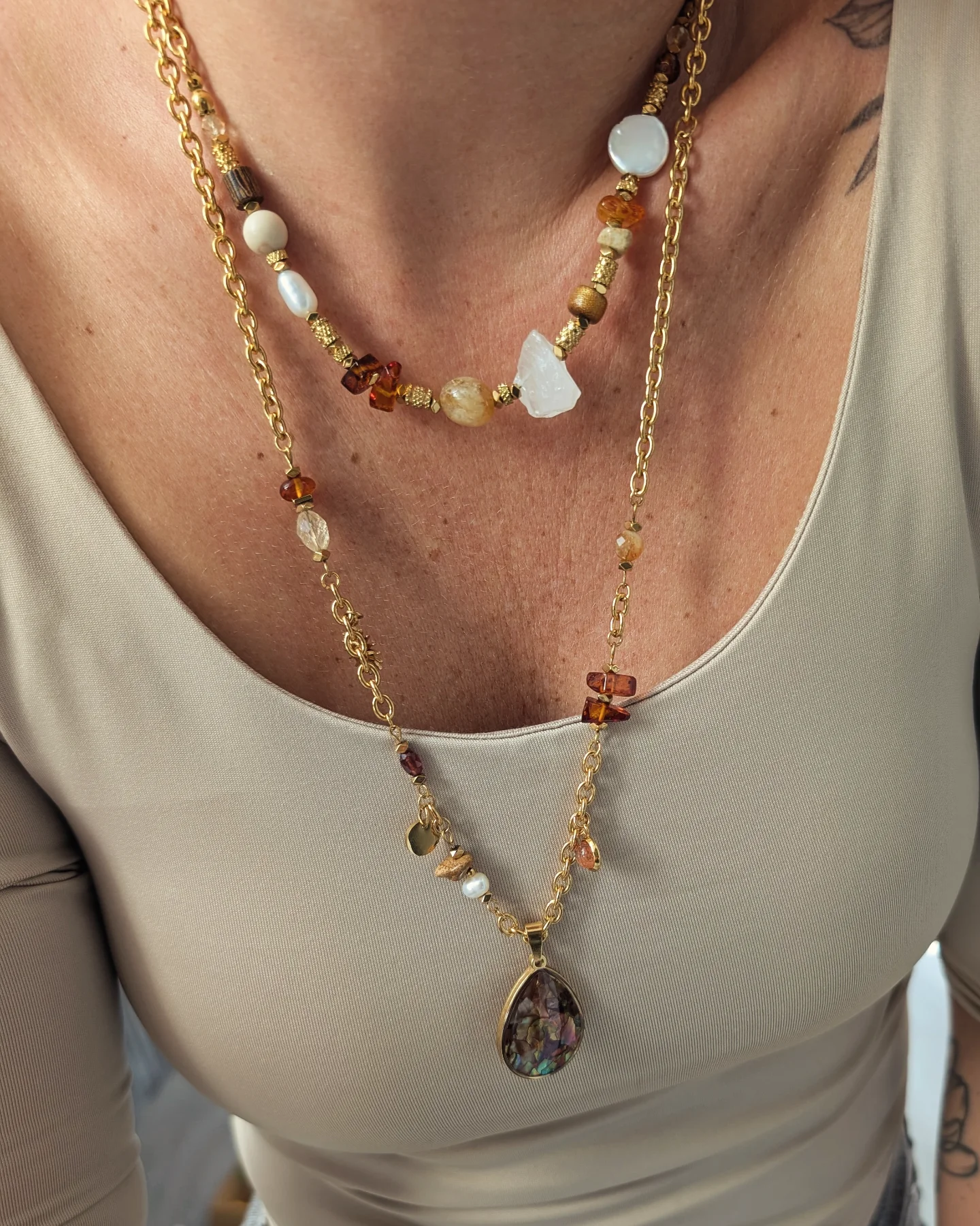 IMG_20260319_201328_195 Naszyjnik ETERNA z surowym kryształem górskim